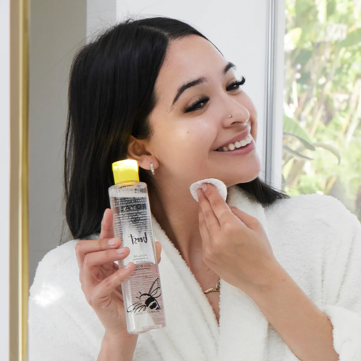 JAFRA ROYAL Boost Micellar Cleansing Water - Image 3