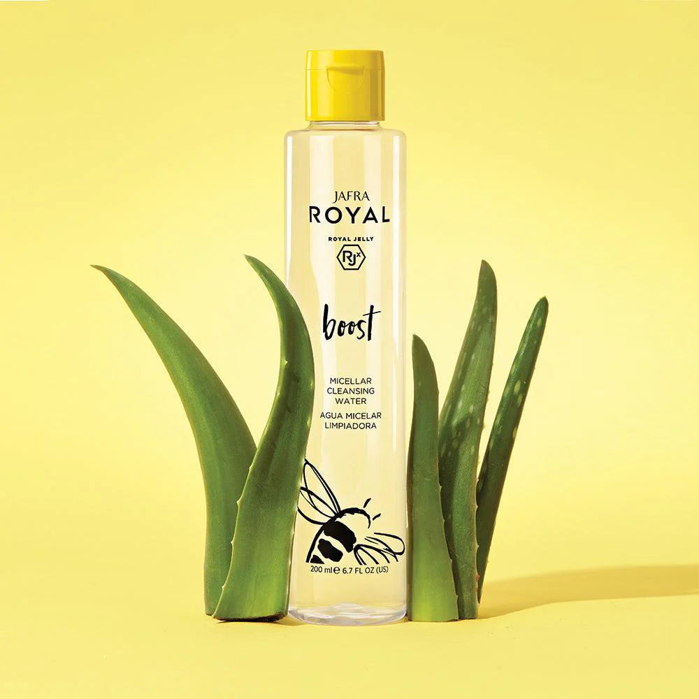 JAFRA ROYAL Boost Micellar Cleansing Water - Image 4