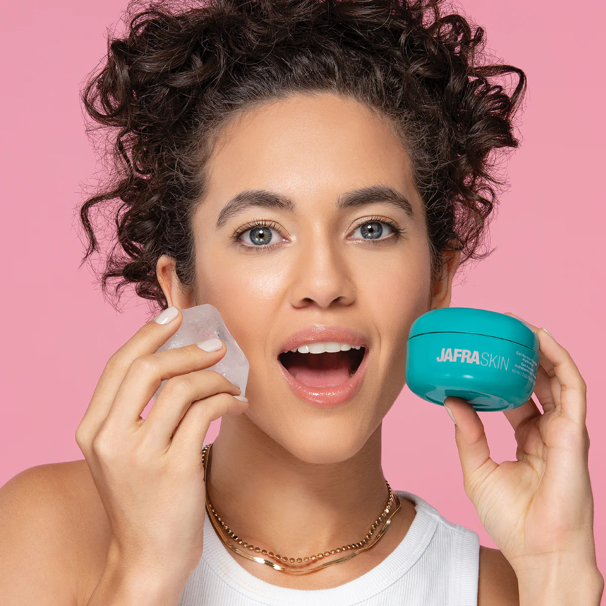 JAFRA Skin Gel-to-Ice Facial Hydrator - Image 3